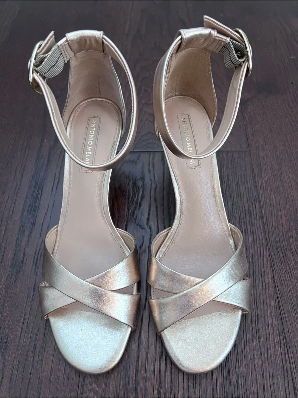 Antonio Melani Champagne Gold Criss Cross Toe Heels Size 6.5